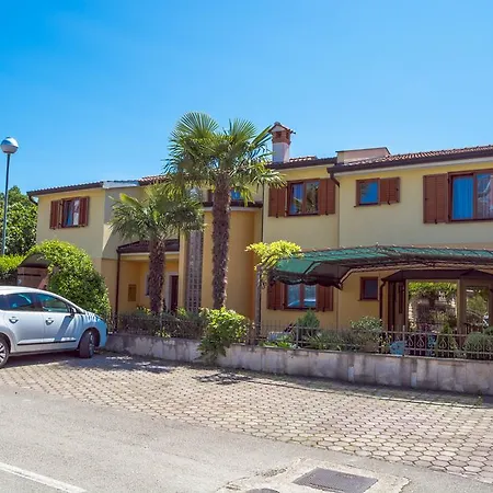 Masek アパート *